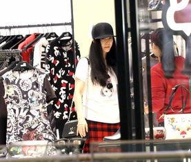 明星谈购物,揭秘明星们的购物秘籍与时尚品味