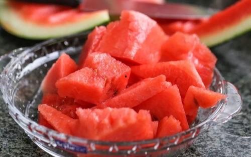 带你吃瓜草莓烧土豆,甜蜜与醇厚的完美邂逅