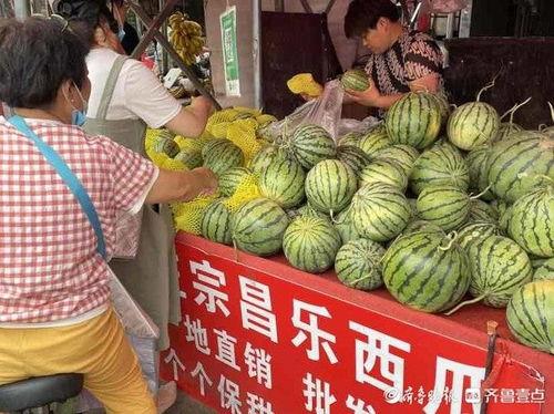 泉城吃瓜群众,揭秘街头巷尾的热辣话题